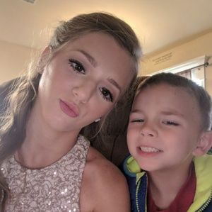 Meet your Posher, Madison